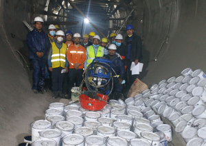 Services Epoxy and PU Injection System_Venus Construction1